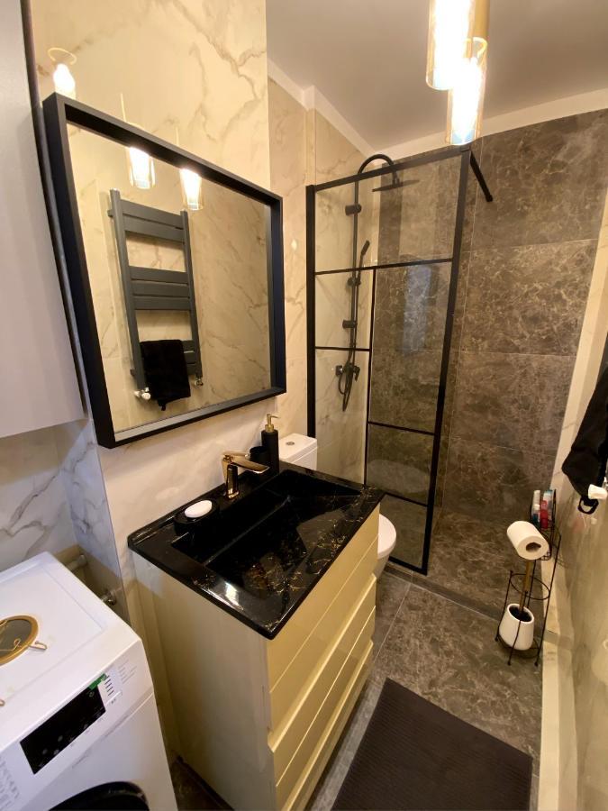 Lovely Studio In The City Center Of Bucarest Exterior foto